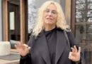 Antonella Clerici con l’holter attaccato, la spiegazione in diretta: “Ho degli sbalzi pressori”