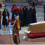 Funerali Papa Francesco, l’ingresso di Trump e Zelensky: incontro lampo?