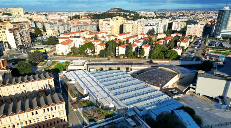 Cagliari, conclusa la schermatura solare del Mercato di piazza Nazzari - foto Comune di Cagliari